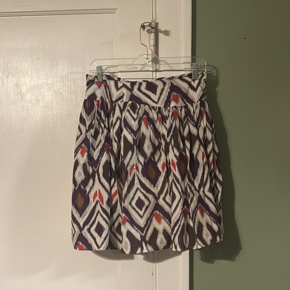 Dresses & Skirts - Beautiful Skirt Size Medium Necessary Objects